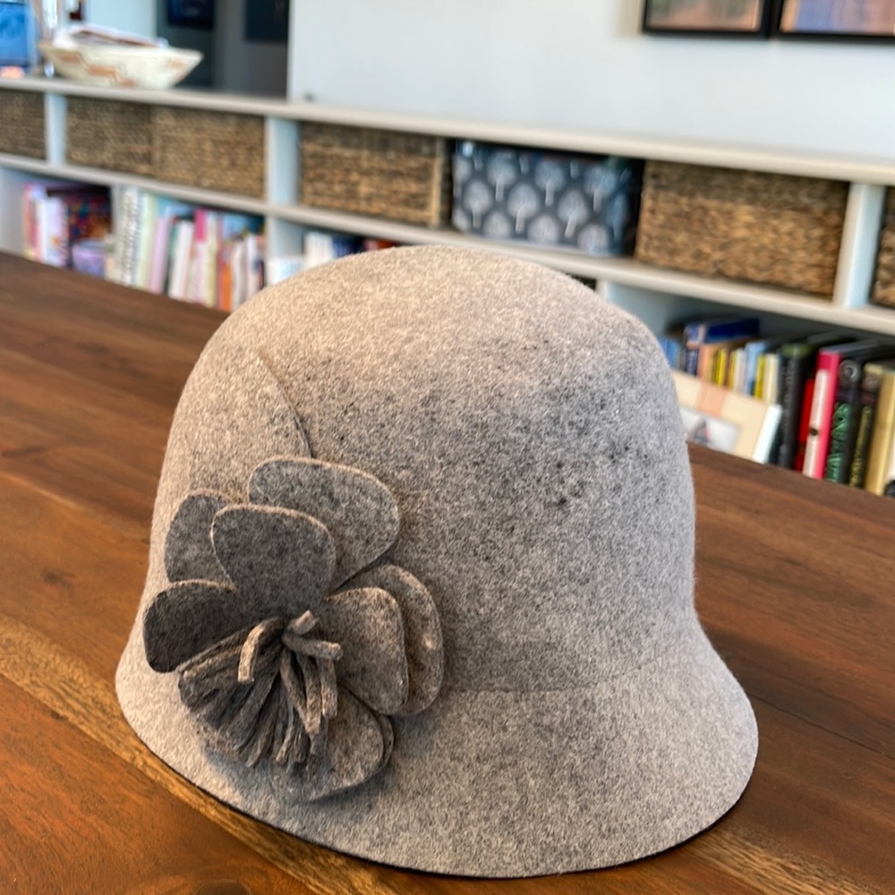 Kate Landry Wool Hat - Gem display picture 1